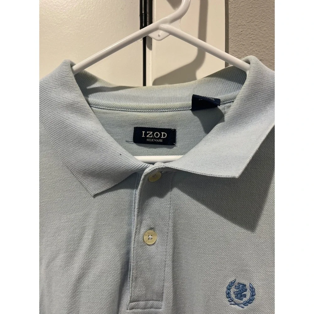 IZOD Silkwash Mens XL Light Blue Short Sleeve Pique Polo Shirt Crest Logo - Picture 4 of 6